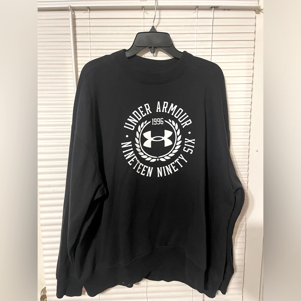Under Armour sweatshirt